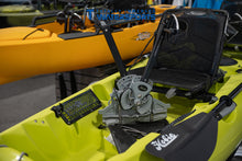Load image into Gallery viewer, Hobie Oasis with Mirgae GT Drives (Sea Grass Green) - EX Showroom
sku:HCCLJ953F222