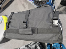 Load image into Gallery viewer, Rolling Canvas Travel Bag, Top View
sku:79052011