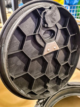 Load image into Gallery viewer, hobie kayak twist and seal hatch 8 inch twist and seal kit lid
sku:71702001