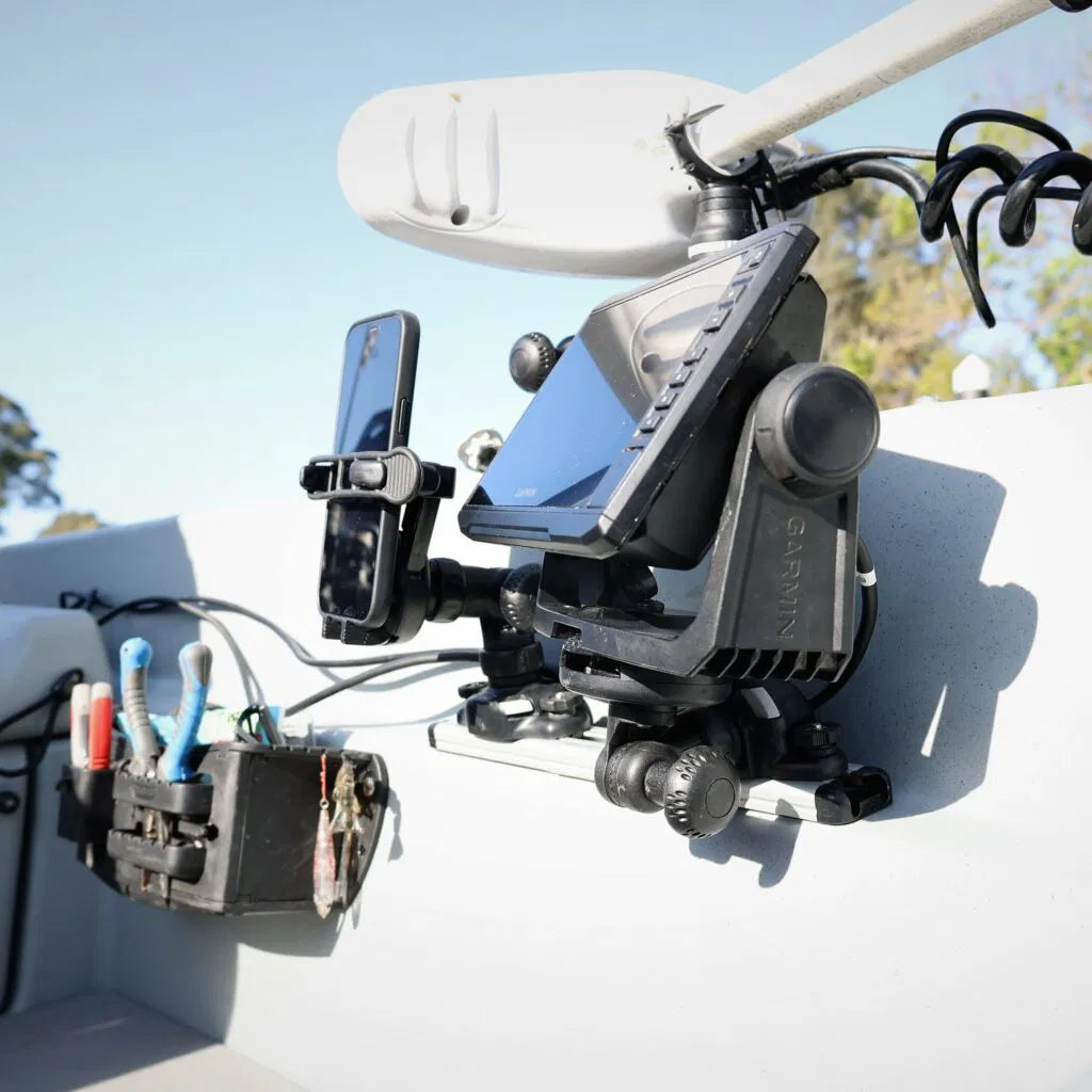 Garmin Fishfinder Mount R-Lock sku: