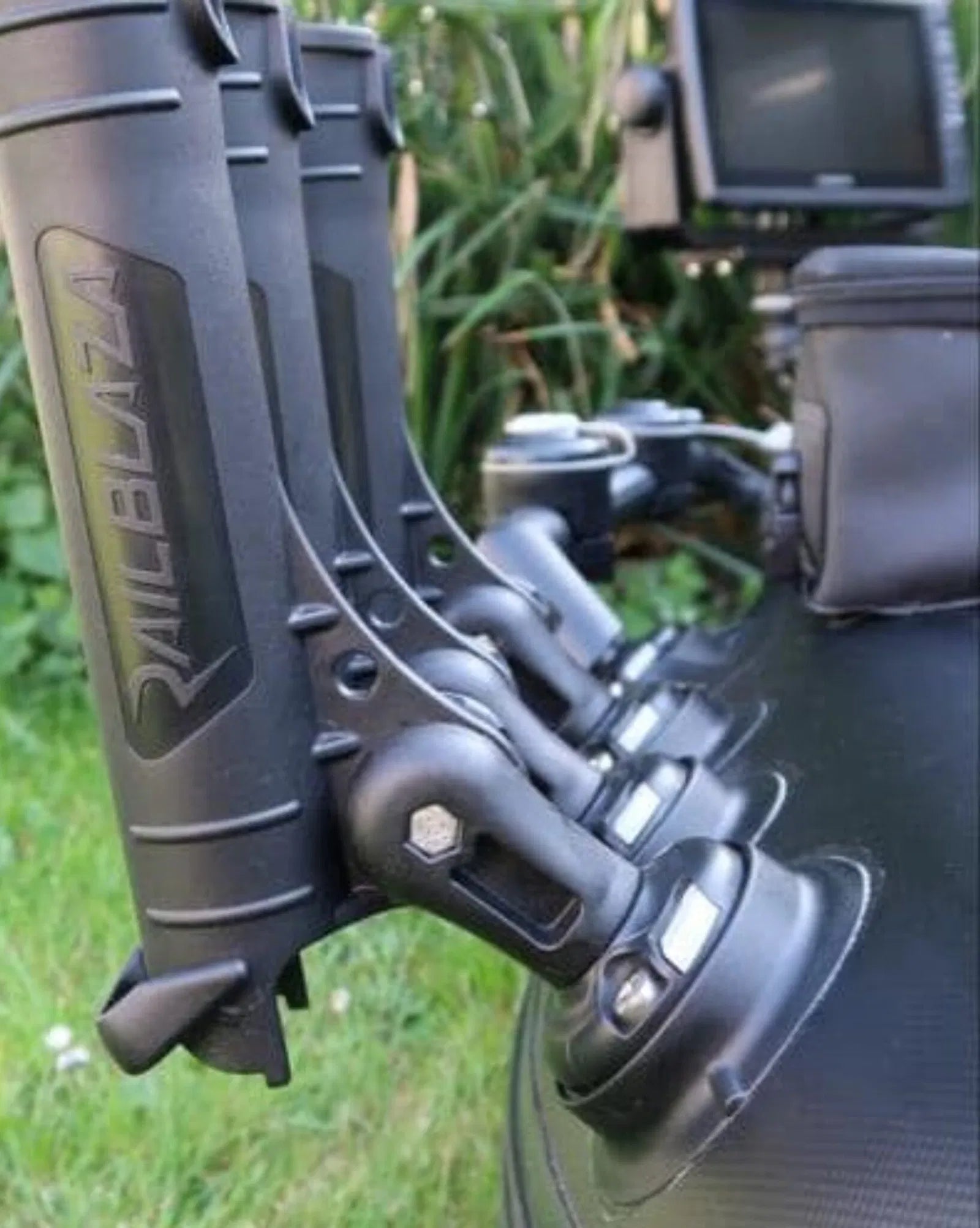 QuikPort, Black sku: