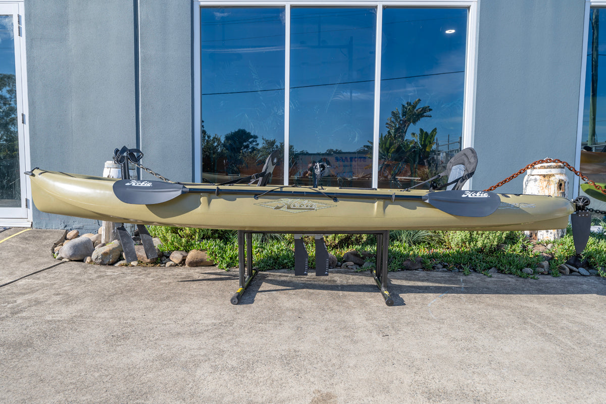 Hobie Mirage Outfitter 2011 Model - “NEW” Showroom Condition. sku: