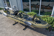 Load image into Gallery viewer, Hobie Mirage Outfitter 2011 Model - “NEW” Showroom Condition.
 sku:HCCN2617A111